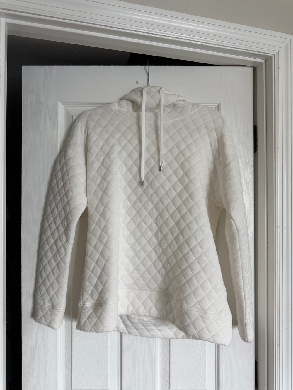 Jones New York Quilted White Hoodie
